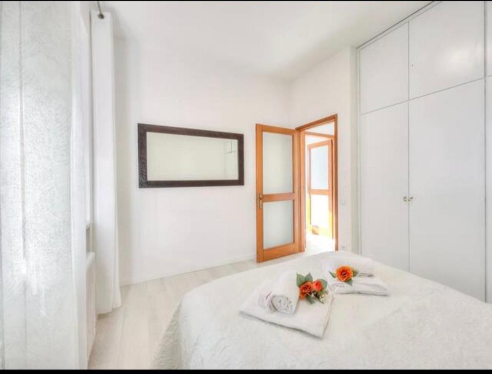 Apartment With View Lake Maggiore/Laveno Mombello Eksteriør billede